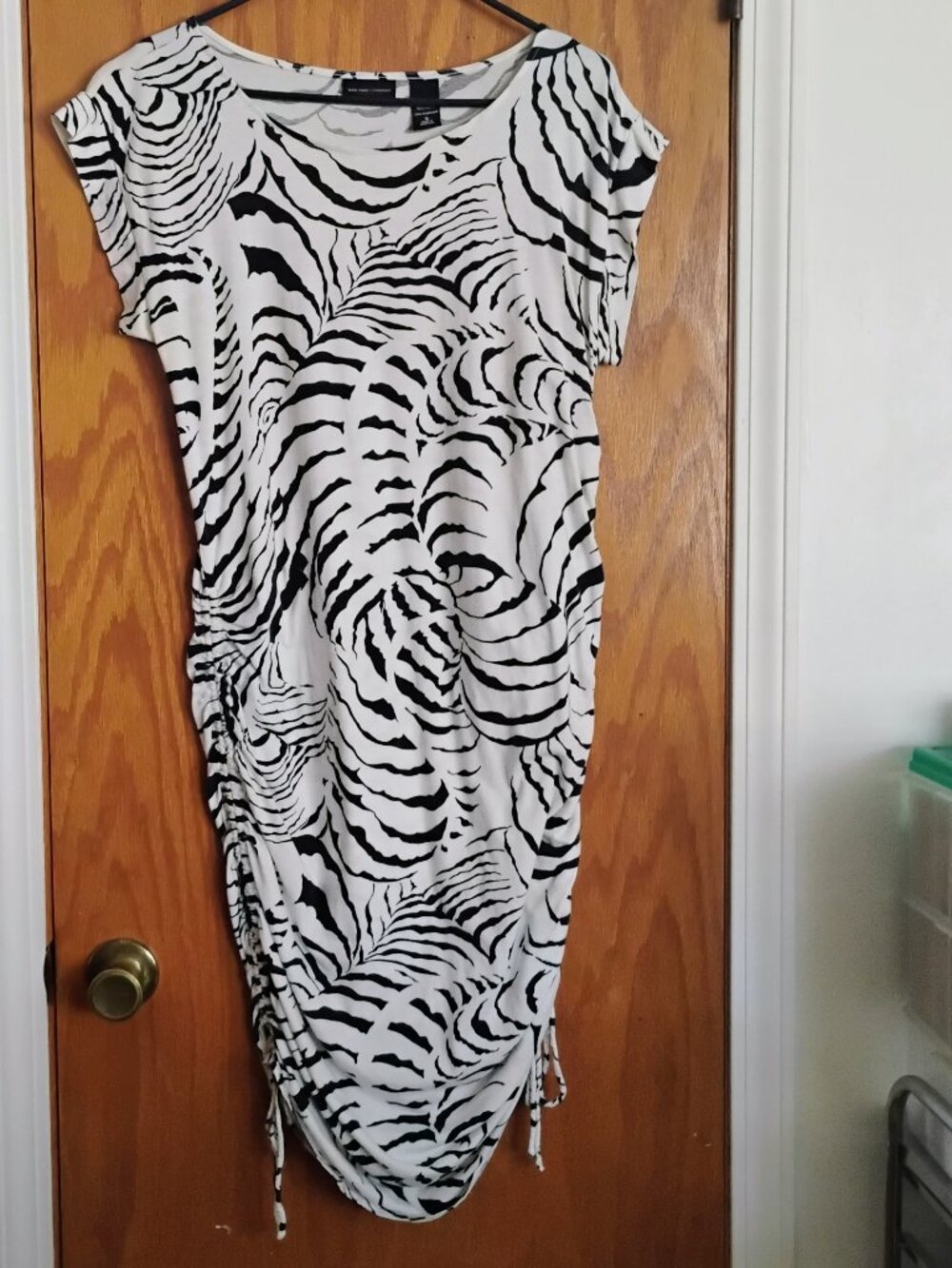 Black & White Stretch Dress